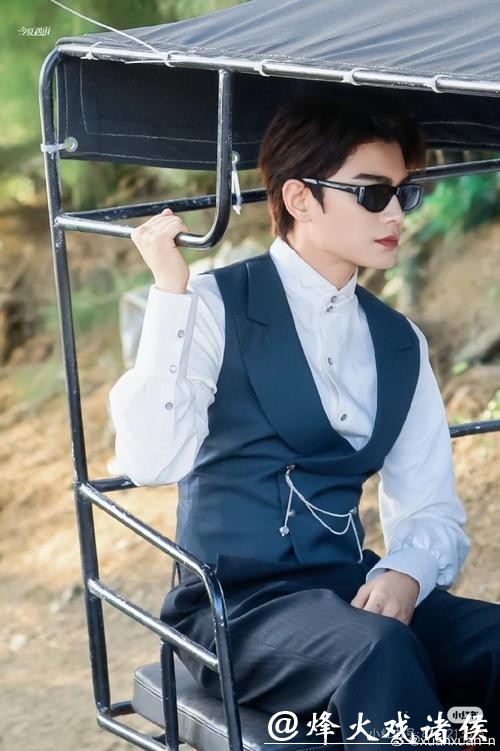 苏翊鸣绝地求生孤身对抗狼群昔日少年背负全队荣耀与重压 苏翊鸣绝地求生孤身对抗狼群昔日少年背负全队荣耀与重压