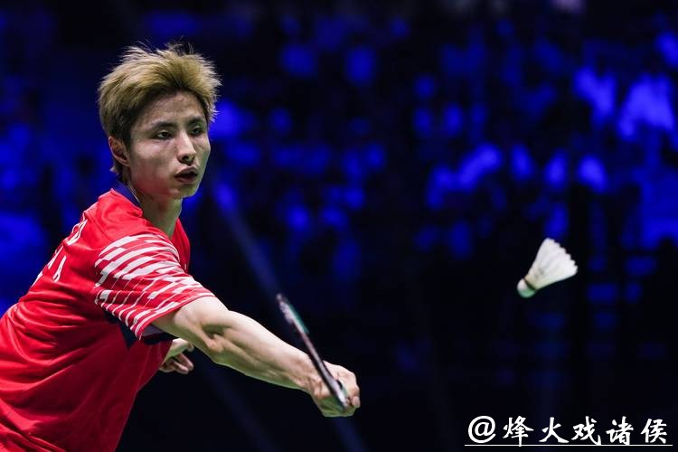 石宇奇2-1战胜翁泓阳 晋级世锦赛4强